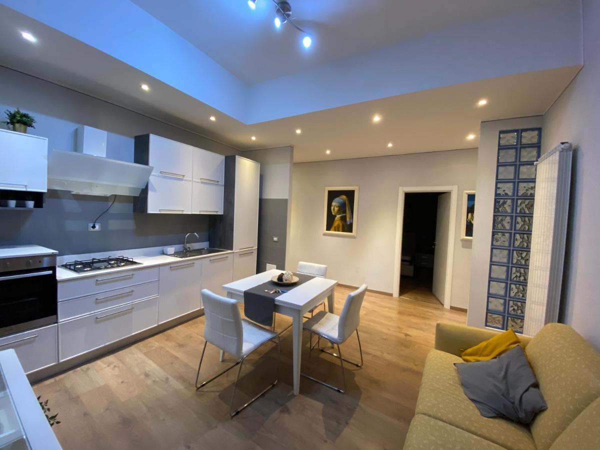 Marina Apartment & Suite Verbania Luaran gambar