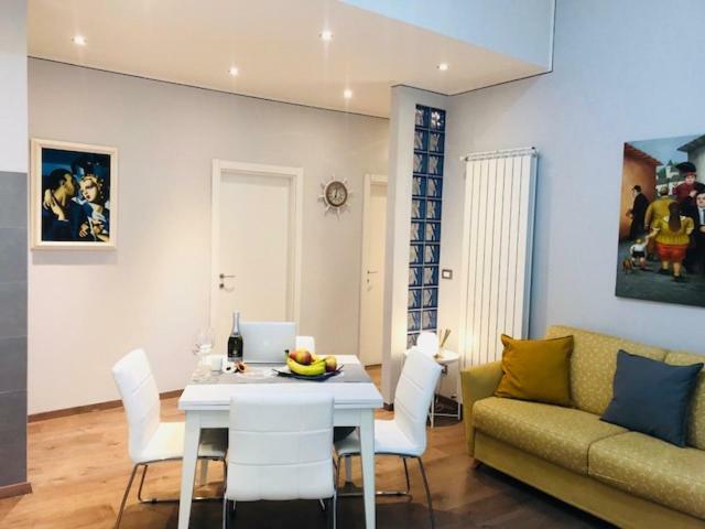 Marina Apartment & Suite Verbania Luaran gambar