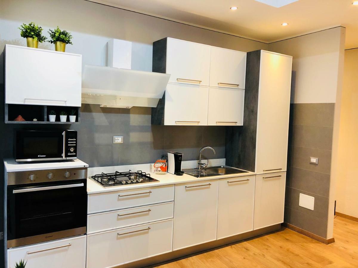 Marina Apartment & Suite Verbania Luaran gambar