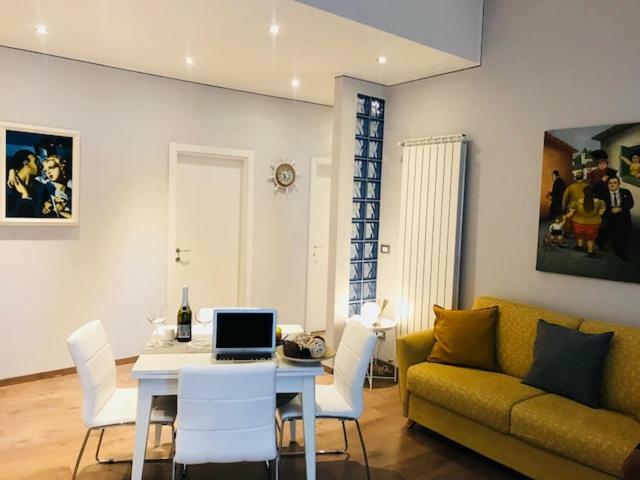 Marina Apartment & Suite Verbania Luaran gambar
